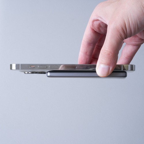 MagSafe Slim Wireless Portable Charger & Power Bank| LCD Screen | Apple iPhone - Picture 3 of 9