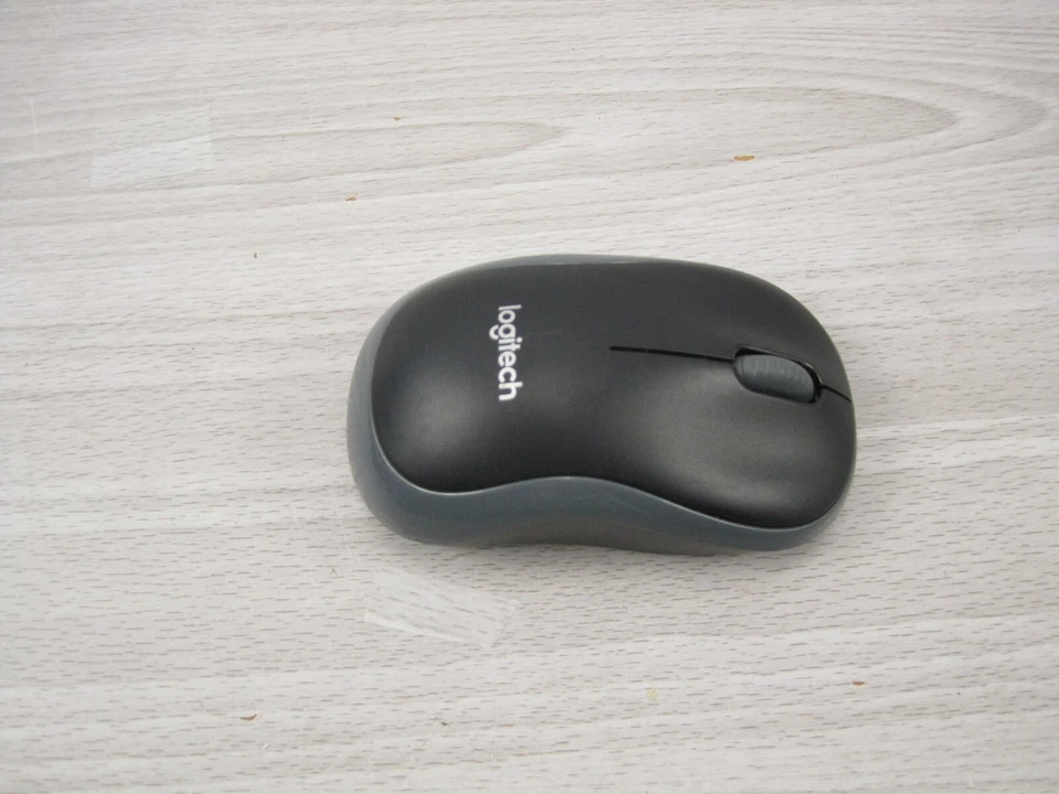 Logitech M185 Wireless Optical Mouse 2.4 GHz Red 910- 003635 Mini Tested * - Image 3 of 4