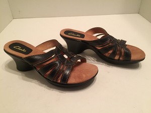 clarks sandals size 8