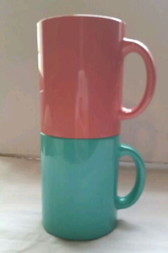 Pair of Vintage Ingrid Chicago Mid Century Stackable Cups/Mugs Pink & Turquoise - Picture 3 of 7