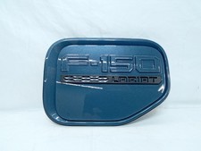 Po26 Oem 2022-2023 Ford F150 Lightning Lariat Rh Fender Emblem Nl3z-16720-bm