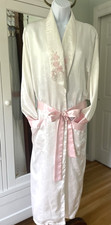 VTG Victoria's Secret Gold Label Robe - M/L - White Jacquard Satin- Appliqued