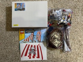 LEGO Pirates 70413 The Brick Bounty 100% Complete w/Box, Manual & Minifigs