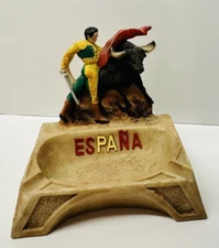 Vintage Spanish Bullfighting Resin Ashtray 3.5"