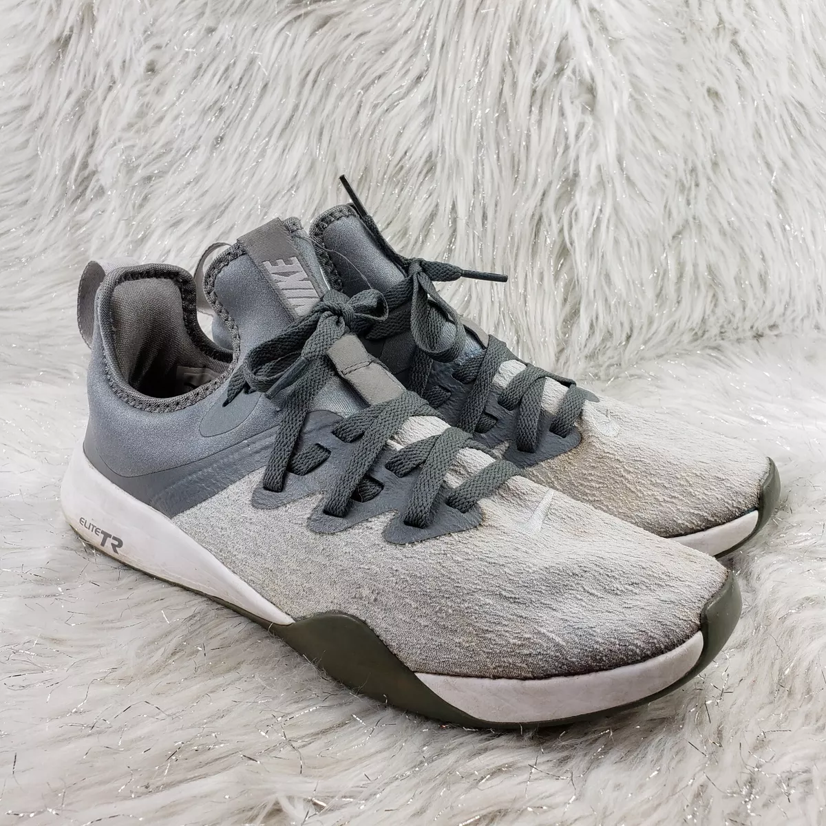 Nike elite tr best sale sneakers