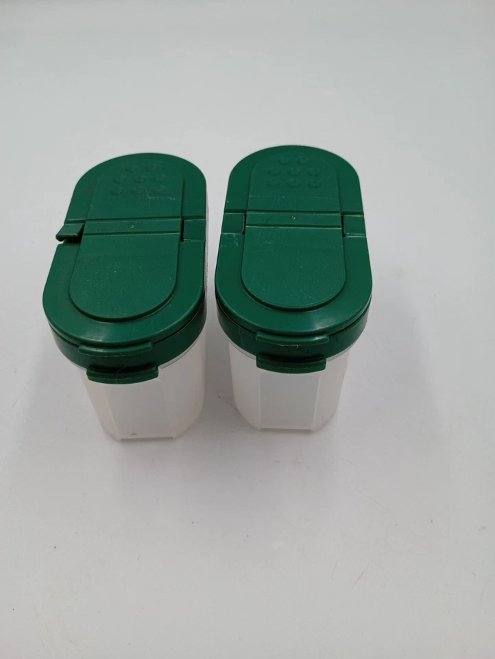 VTG Tupperware Modular Mates Spice Shakers Storage Containers Clear w/ Green Top - Image 4 of 4