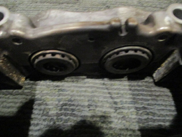 Ferrari 458 Challenge & 488 Challenge - RH Rear Brake Caliper CCM  - P/N 267121