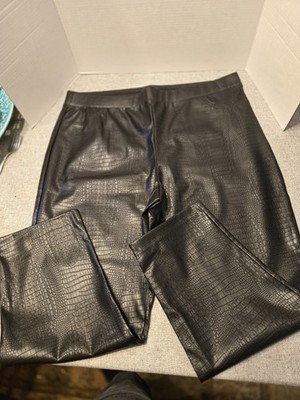 Isaac Mizrahi Live faux reptile Black Capris size 18 