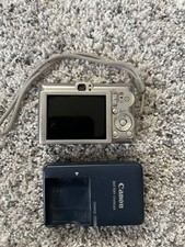 Canon PowerShot SD450 5.0MP Digital Camera With Battery & SD Card