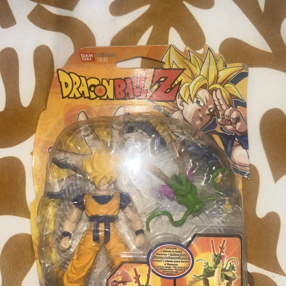 FIGURINE BANDAI DRAGON BALL Z ULTIMATE COLLECTION 10CM SUPER SAIYAN GOKU - Photo 3/4
