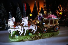 Porcelain Carriage In Antique Ceramic & Porcelain Figurines for