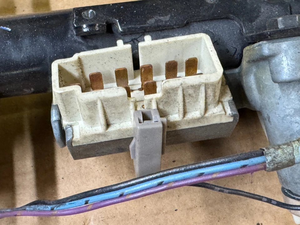 Columna volante inclinable 87-89 Ford Mustang con llave de encendido de fábrica GT LX fabricante original Foto 2 de 4