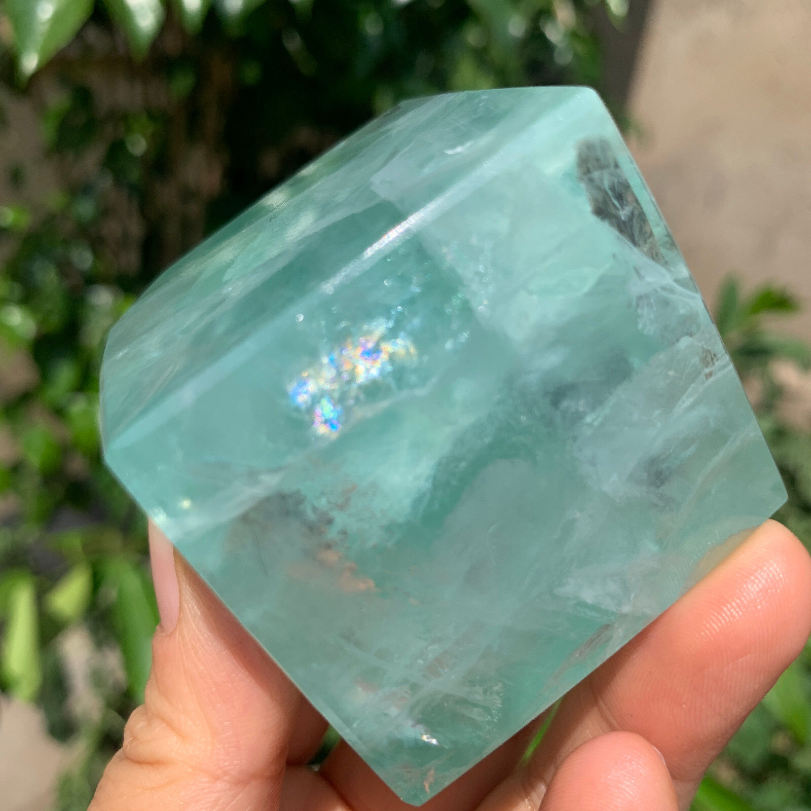 333g Natural Fluorite Quartz Cube for Energy Healing and Reiki