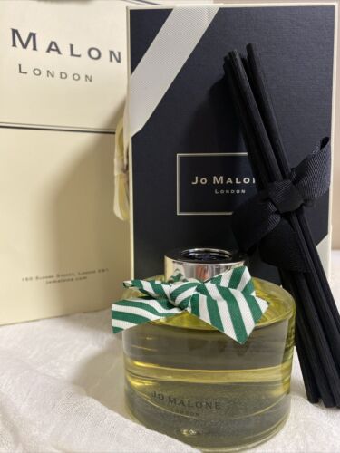 Pine & Eucalyptus Diffuser | Jo Malone London - Picture 2 of 4