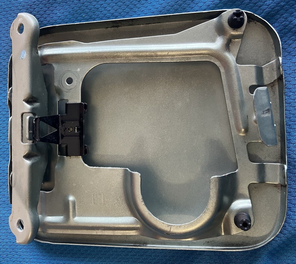  2007 2012 Nissan Sentra Fuel Filler Door Gas Cap Lid FLASH GREEN