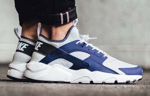 nike huarache blue