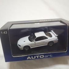 Nissan Skyline GT-R R34 V-Spec II AUTOart 1/43 Diecast Model Car White JDM Japan