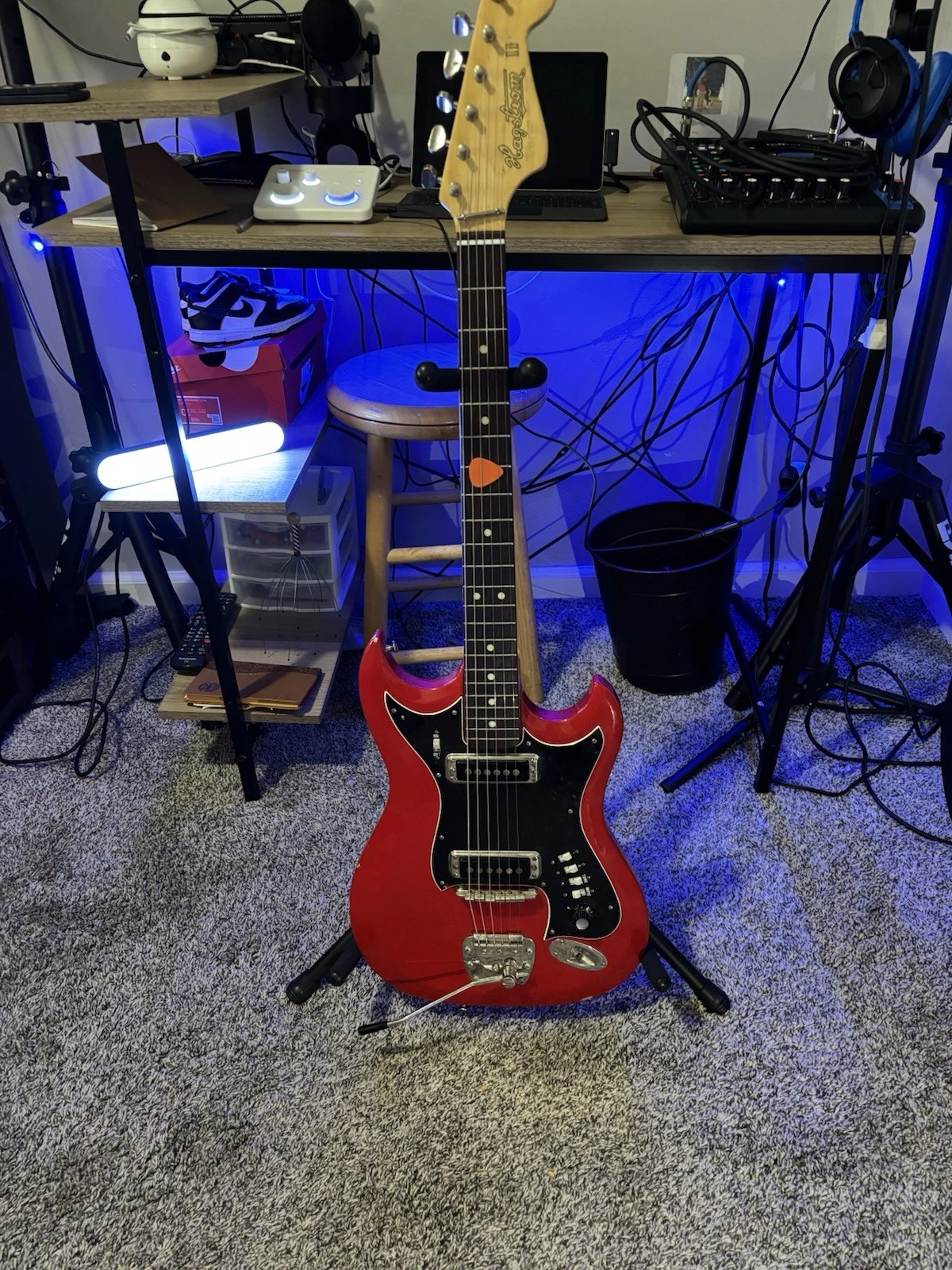 Picture 1 of 5