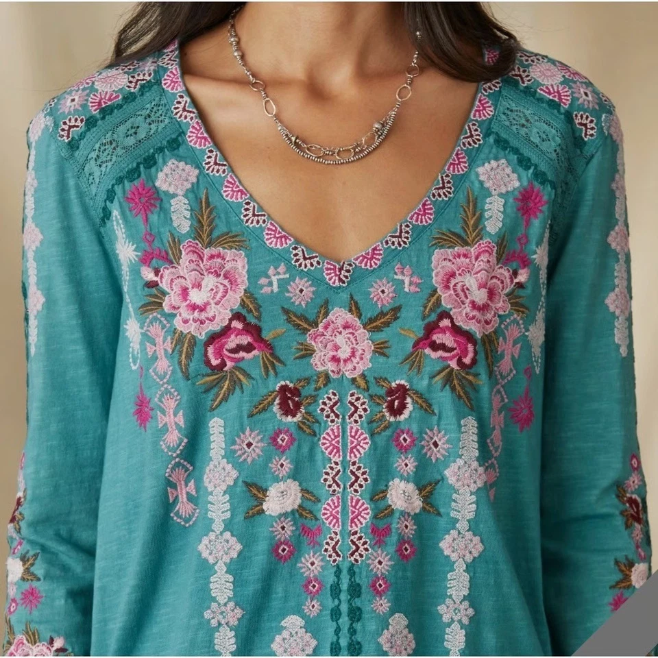 Camiseta Top SUNDANCE Glaciar Garden Floral Bordada Bohemia Mediana Pequeña PM Foto 4 de 4