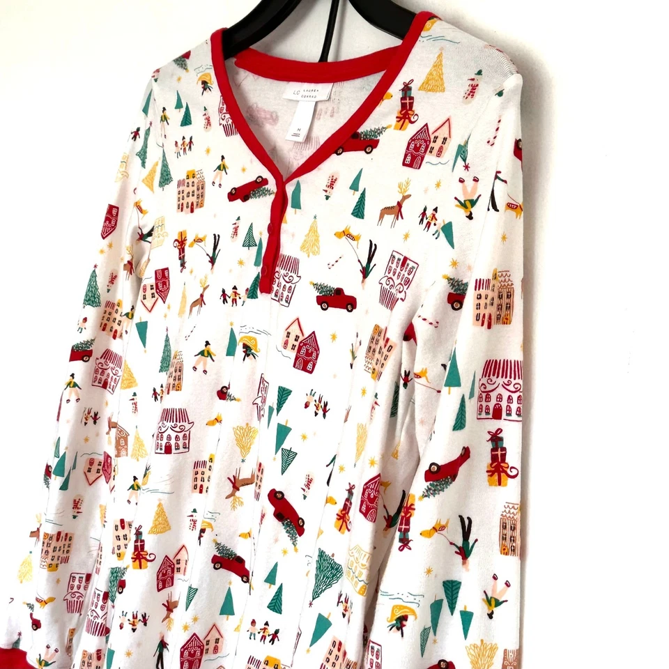 2件装LC Lauren Conrad睡衣套装中号圣诞村长袖睡衣 — 第 3/4 张图片