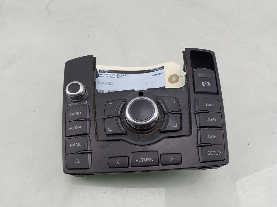 PANNEAU DE COMMANDE RADIO CONTROL PANEL RADIO Audi A6 Avant (C6) 2007 4F2919611H - Photo 1/4