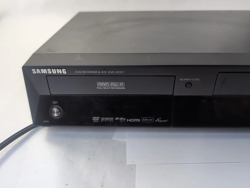 Samsung DVD-VR357 DVD RAM RW-R VHS Combo Recorder, VCR Works, DVD Needs Repair - Image 2 of 4