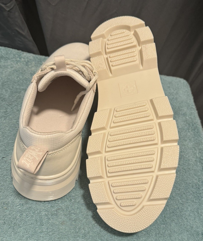 SAOLA Dr. Martens Reeder Lug Sole Derby (uomo) taglia 11 nuovo senza scatola