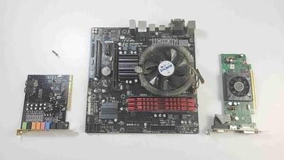 Gigabyte GA-78LMT-USB3 - Socket AM3+ Motherboard- CPU & RAM - Untested