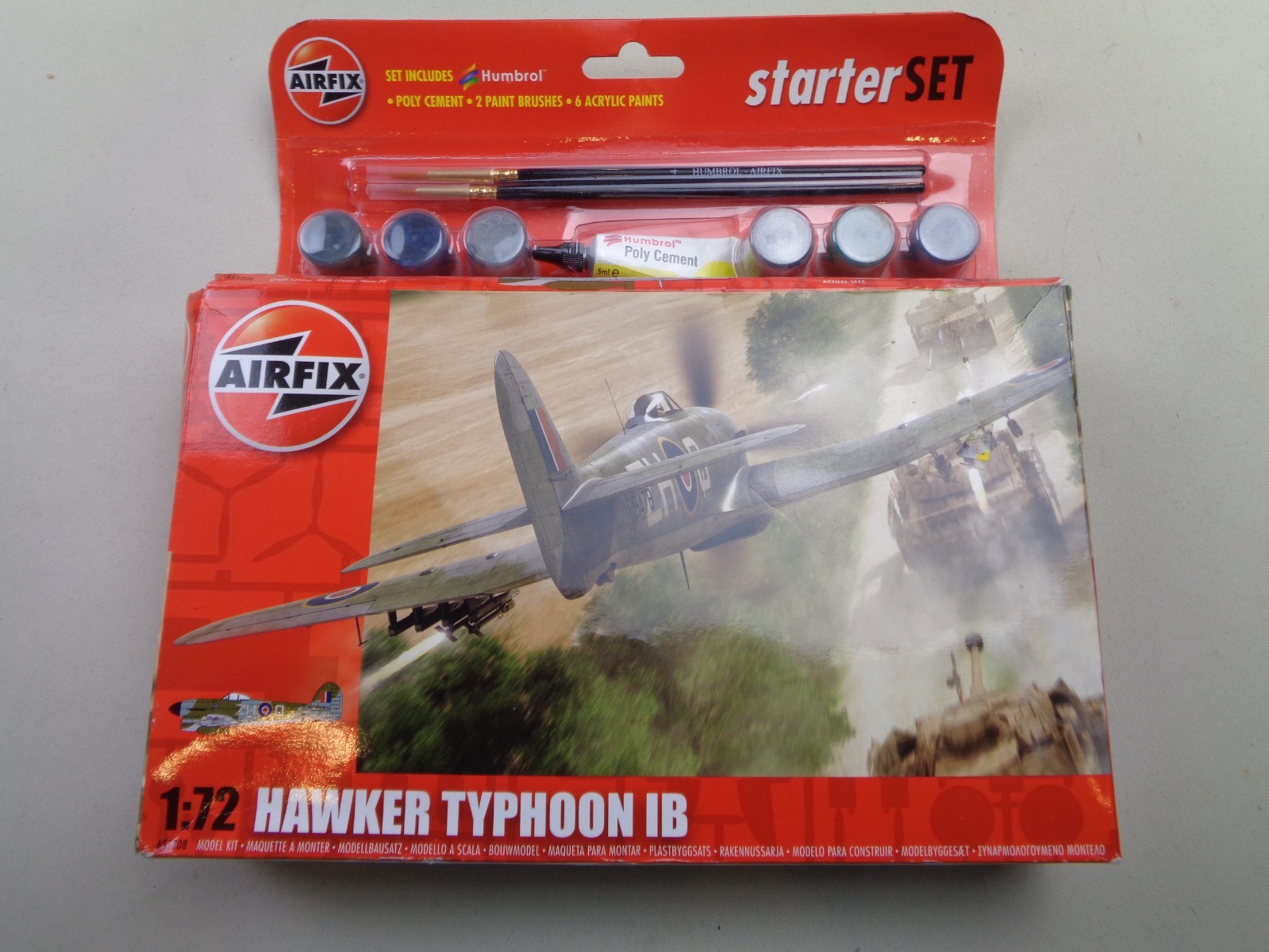Airfix Hawker Typhoon MK IB 1:72 Medium Starter Set (A55208)