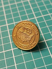 Vtg President's Award Toyota Motor Sales Gold Tone Lapel Pin