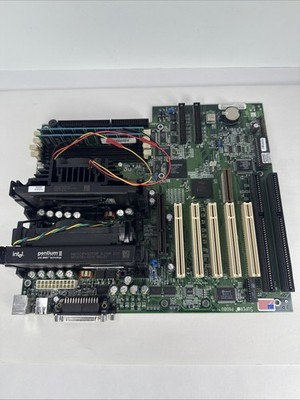 Super Micro Computer P6DBU Motherboard with Pentium II Dual Processors 128mb X2