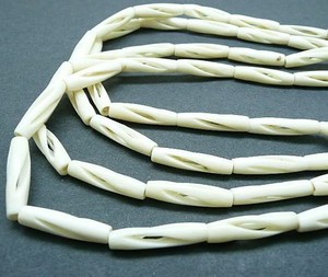 50-BUFFALO-BONE-BEADS-Carved-Bone-WHITE-1-inch-hair-pipe-tube-Sprial-Cut-beading
