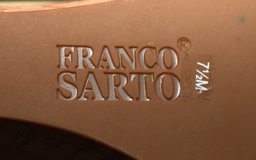 Franco Sarto Pale Yellow Patent Leather Open Toe Wedge Heels Size 7.5M Brazil - Picture 10 of 12