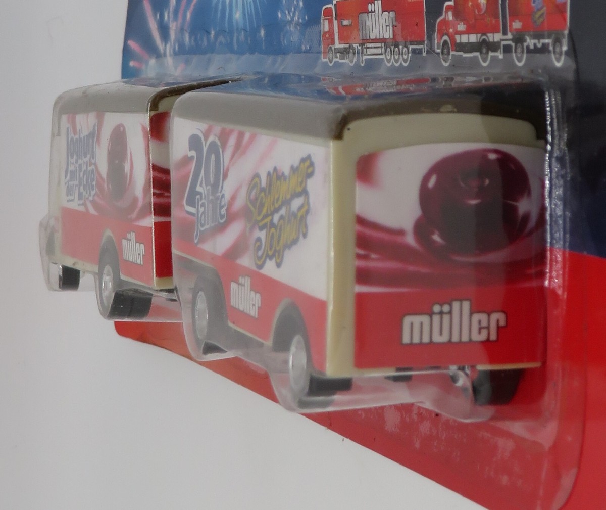 Camion Publicitaire Mercedes - Échelle HO 1/87, Marque Muller Milch - Occasion En Très Bel état