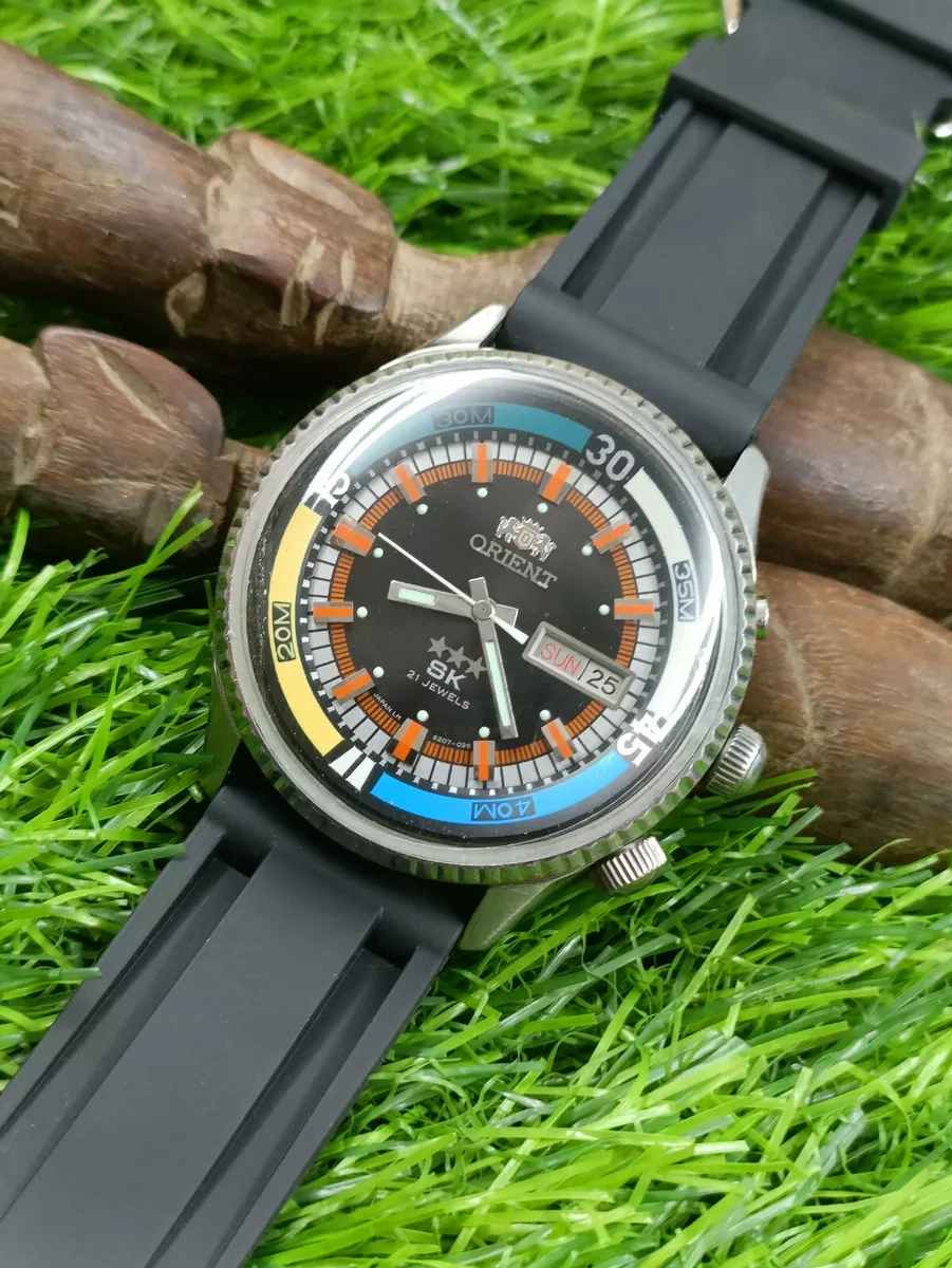 AUTHENTIC ORIENT SK 21 JEWELS THREE STAR DIVER S MEN S MINT DAY DATE 469620