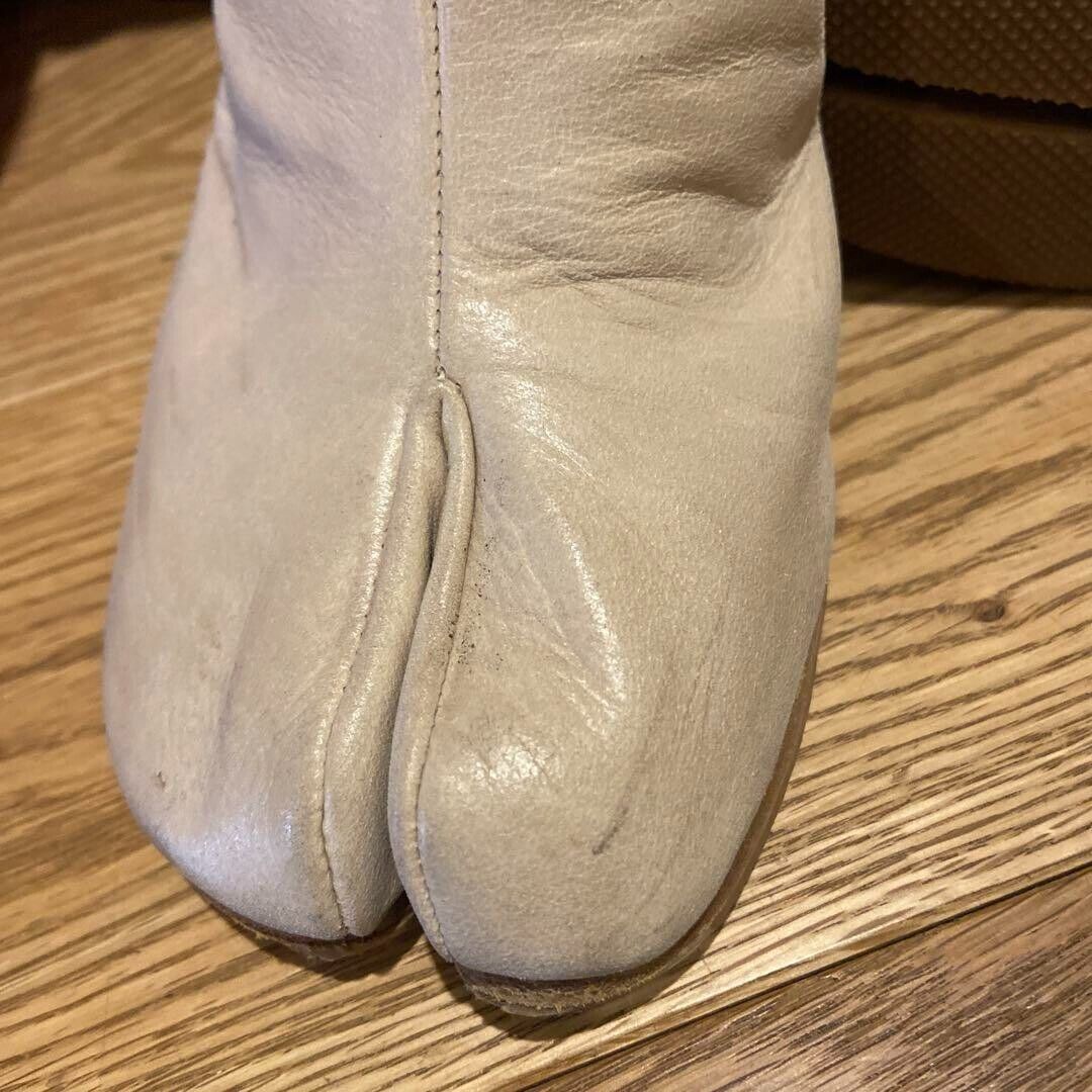 Maison Margiela Tabi Boots 38 Beige authentic Women with Box Maison Margiela Tabi Boots 38 Beige authentic Women with Box