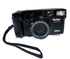 Vivitar 300Z Zoom 35mm Point Shoot AF Film Camera - Not Film or Battery Tested