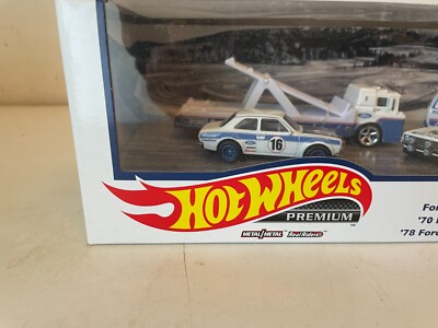 Hot Wheels Premium Collector Set Ford Race Team 2021 for