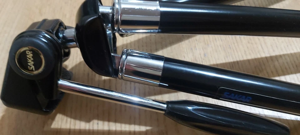 SAKAR 5SE 5 SECTION TRIPOD WITH CASE PHOTO/VIDEO 2 WAY PAN HEAD EXTENDABLE - Image 3 of 4