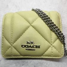 [Stock sale price/first come, first served! ] Coach Quilted Shoulder Bag Lime