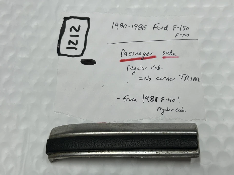 Ford F-150 F-100 XLT 1981 personalizado - cabina de pasajero esquina moldura de moldura delgada superior Foto 2 de 4