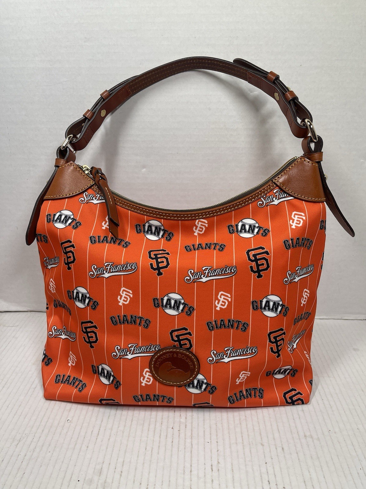 AUTHENTIC Dooney and Bourke Hobo Shoulder Bag San Francisco Giants RARE MLB