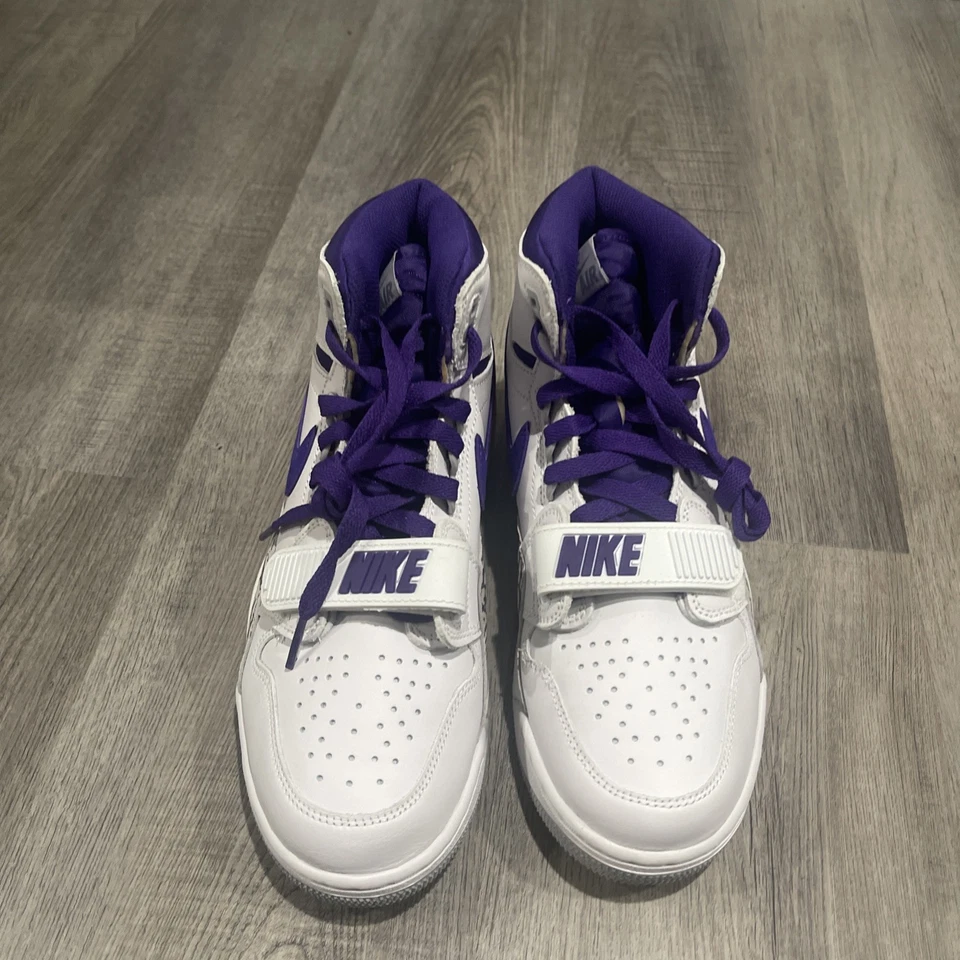 Nike Air Jordan Legacy 312 Lakers Blanco Púrpura Dorado Talla 7.5 AV3922-157 Foto 2 de 4