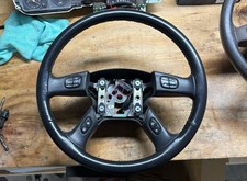 03-06 Silverado Suburban Sierra Steering Wheel W Buttons Avalanche
