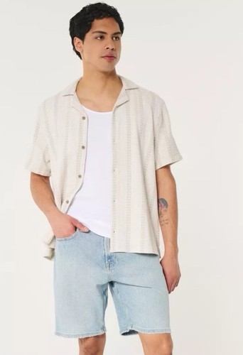 Hollister Men’s Size Large Boxy Short-Sleeve Textured Shirt, Cream Stripe, New