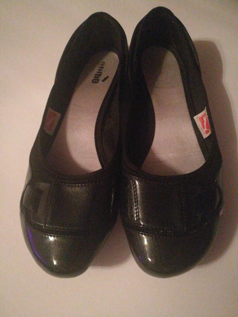 puma ballet flats black
