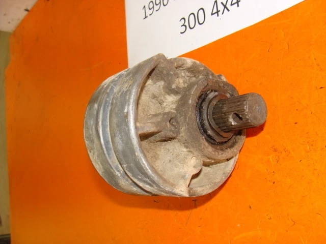 96 Polaris Xplorer 300 4x4 97 95 explorer EJE DELANTERO COJINETE PORTADOR EJE 4x4 Foto 2 de 4