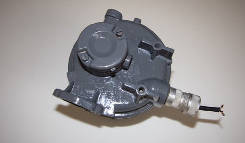 Fisher 546 I/P electro-neumático totalmente probado 4-20ma 3-15 psi 1 año de garantía - Imagen 4 de 11