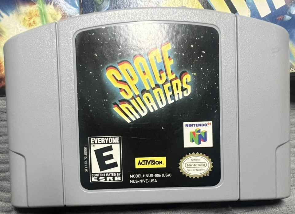 Space Invaders (Nintendo 64, 1999) Box Manual Complete CIB N64 - Image 2 of 4