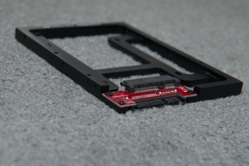 NewerTech AdaptaDrive Installation jeder Größe 2,5" SATA Laufwerk oder SSD auf 3,5" SATA Bay